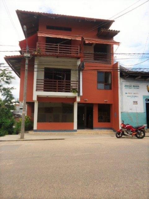 Hostal El Puerto Yurimaguas Exterior foto